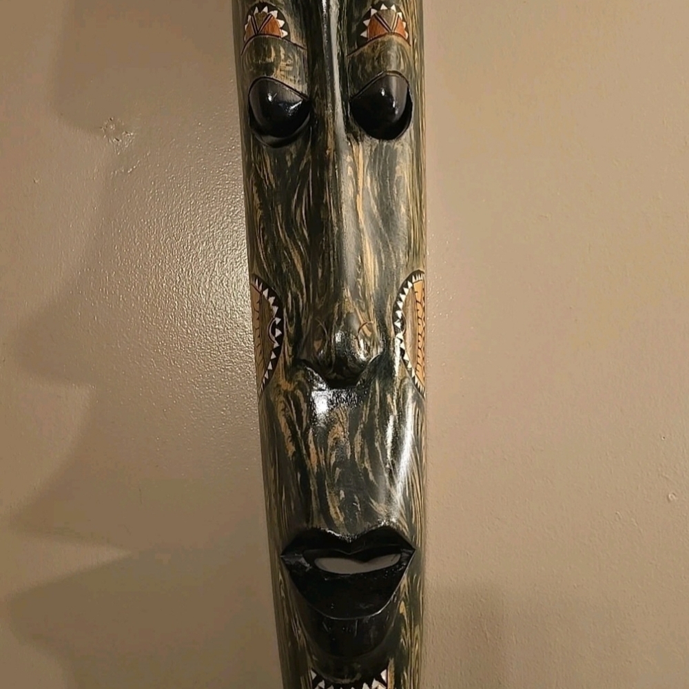 Handcrafted Indonesian Wood Carved Wall Mask - Black & Brown - Picture 3 of 5